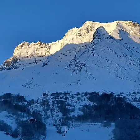 Pyrenees 4 Personnes *