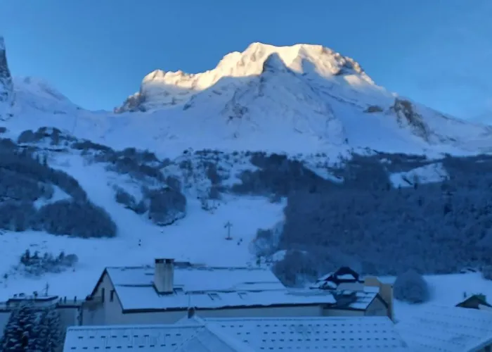 Pyrenees 4 Pers Pied Des Pistes גורט